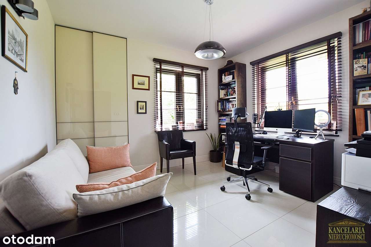 Luksusowa rezydencja z bajecznym ogrodem!-7