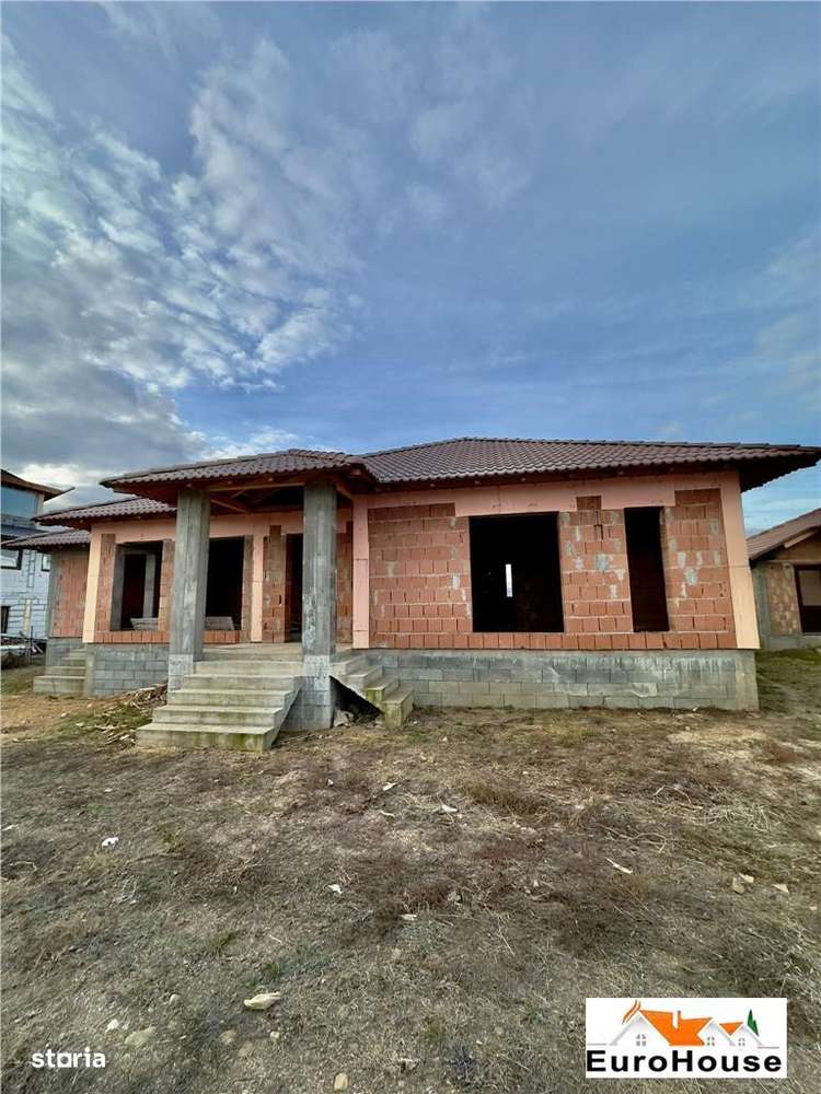 Casa individuala de vanzare in Sard - Imagine principală: 1/13