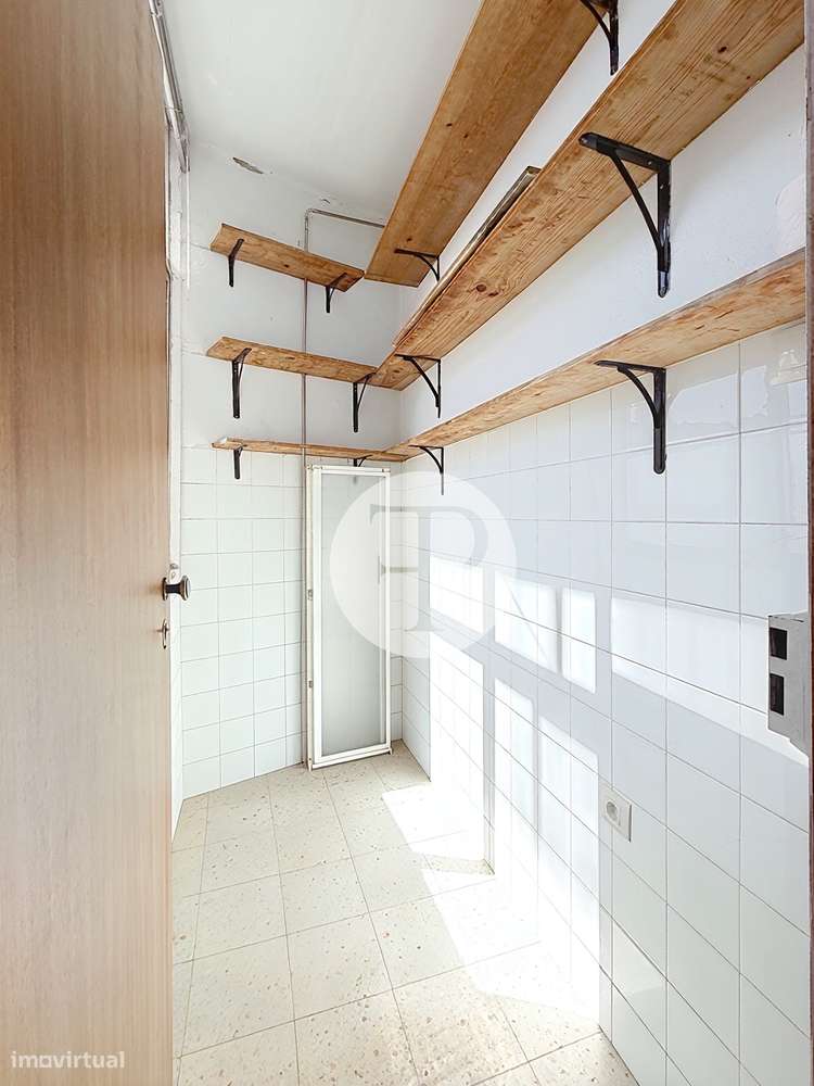 T3 remodelado no centro das Caldas da Rainha, último piso com varanda-25