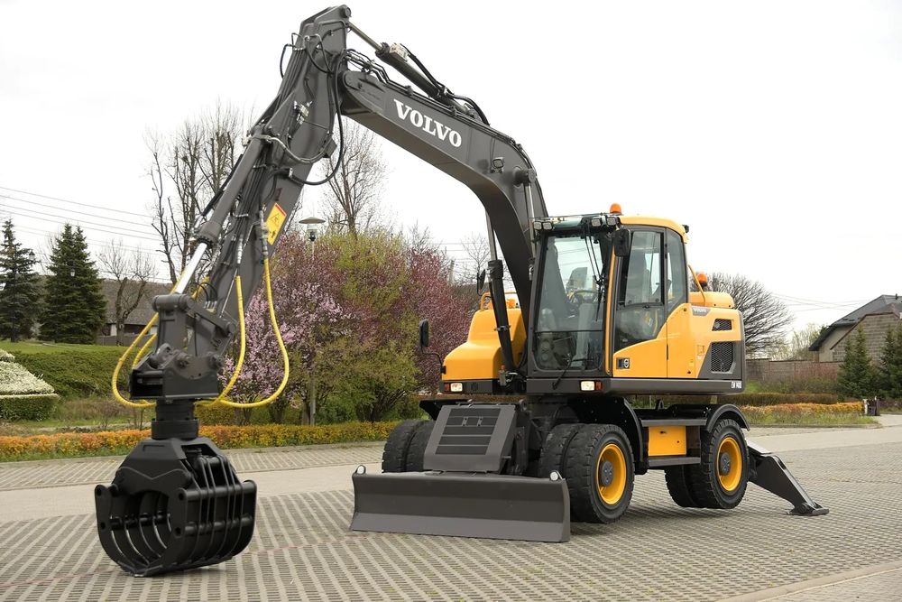 Volvo Ew 140d z rototilt,/ chwytak /10 900 mtg / pług + podpory* 2015
