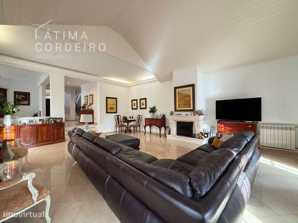 Morada Condomínio Privado Quinta do Peru-15