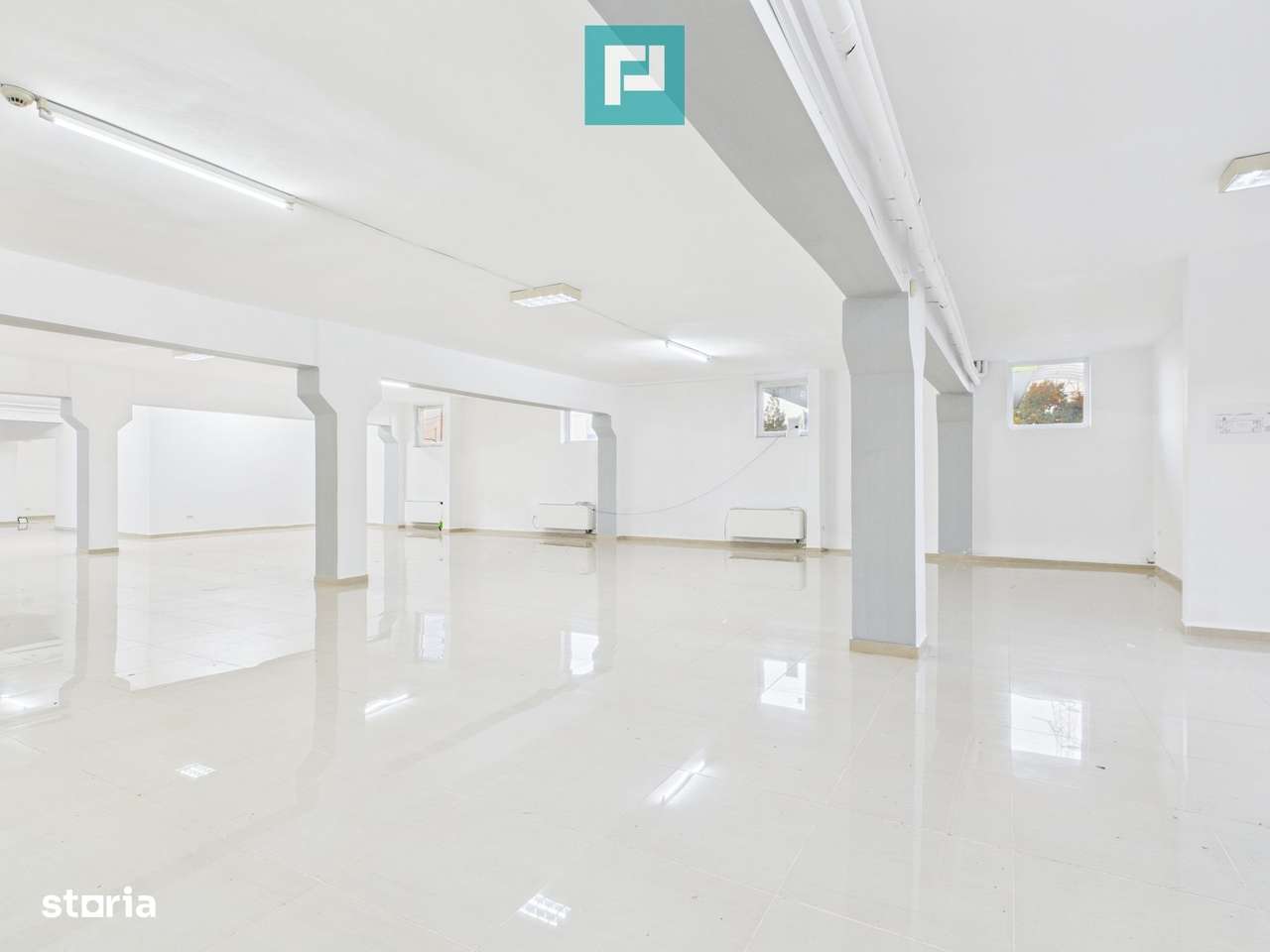 Spațiu comercial pe 2 niveluri - Imagine principală: 4/7