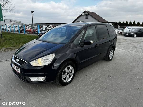 Ford Galaxy 2.0 TDCi Ambiente - 2