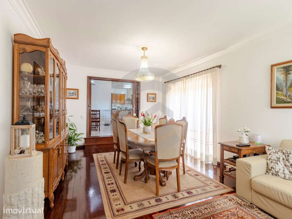 Fantástica Moradia T5 em Minde - Grande imagem: 3/12