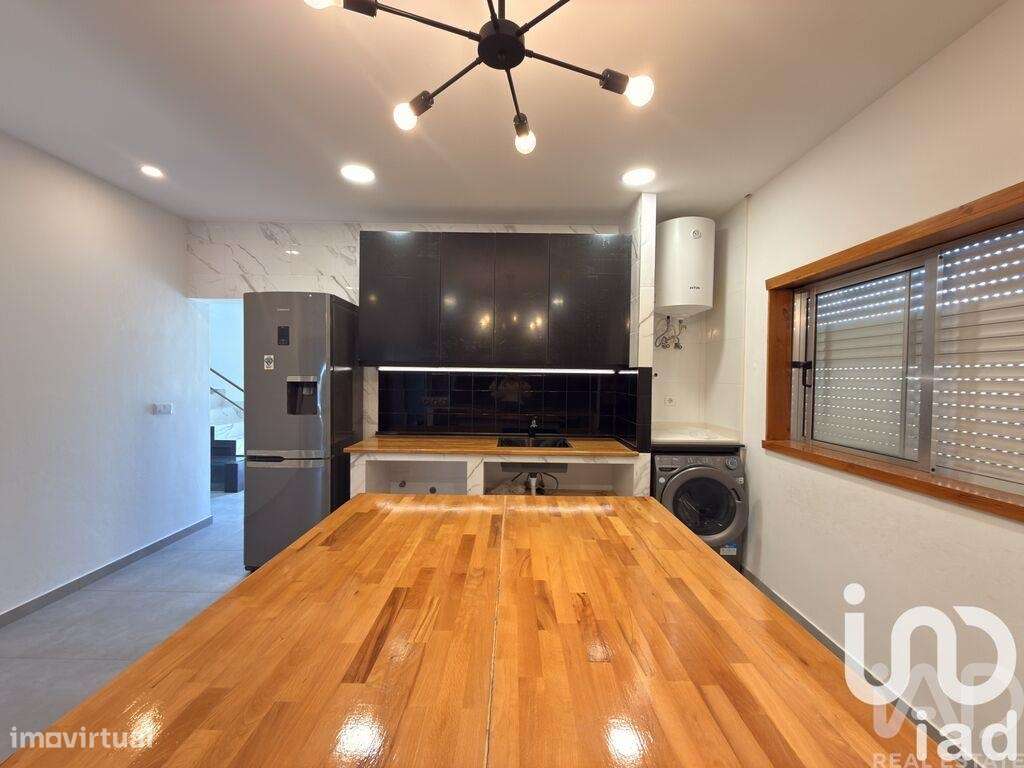 Moradia bi-familiar T4 em Lavos de 230 m2 - Grande imagem: 5/26