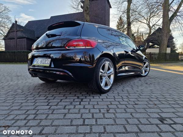 Volkswagen Scirocco 2.0 TDI DSG - 10