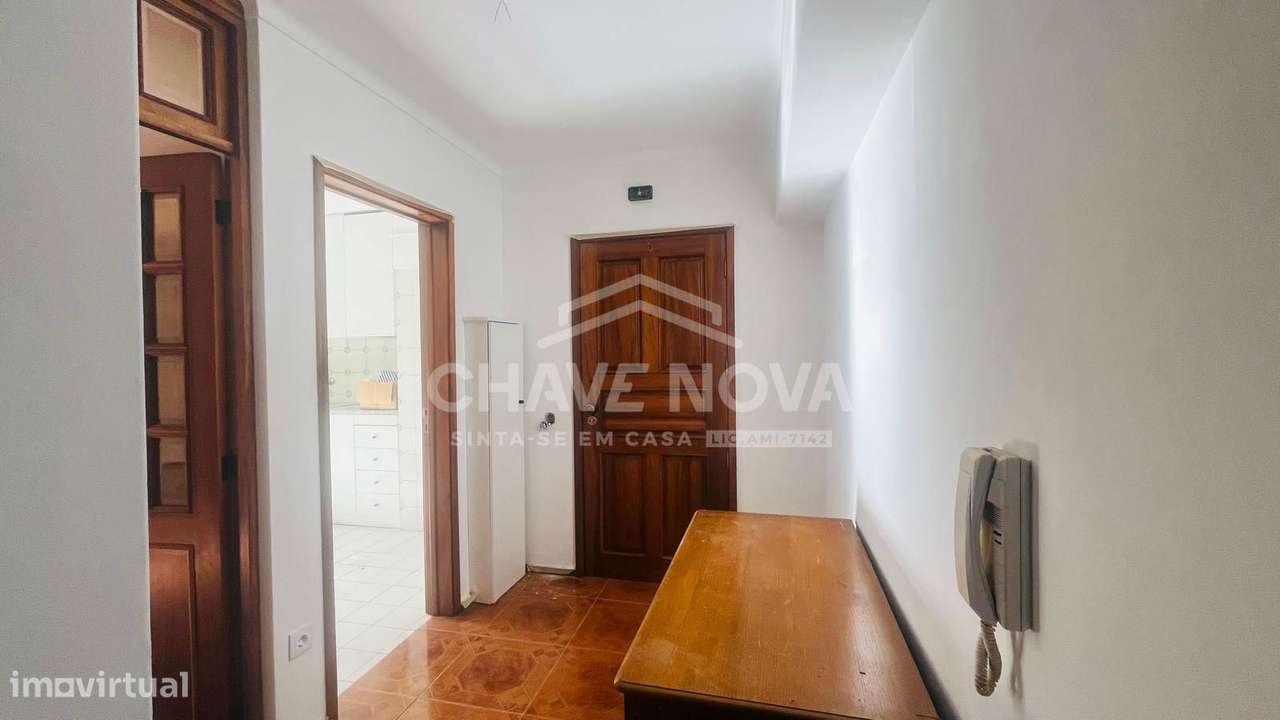 T2 junto ao Shopping Oitava Avenida – São João da Madeira - Grande imagem: 2/20