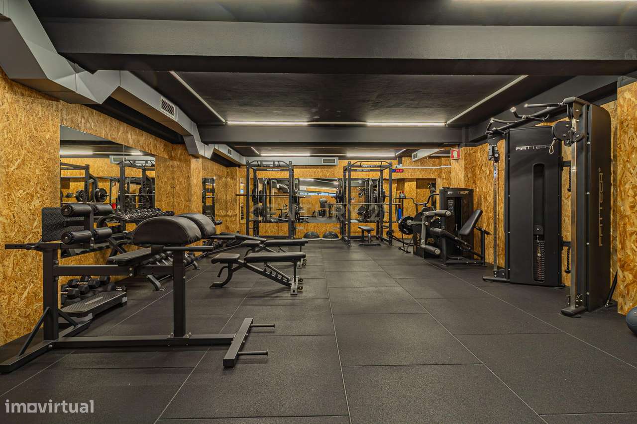 Loja em Arcozelo, Barcelos - 242m² por 140.000€ (Imóvel Arrendado) - Grande imagem: 4/23