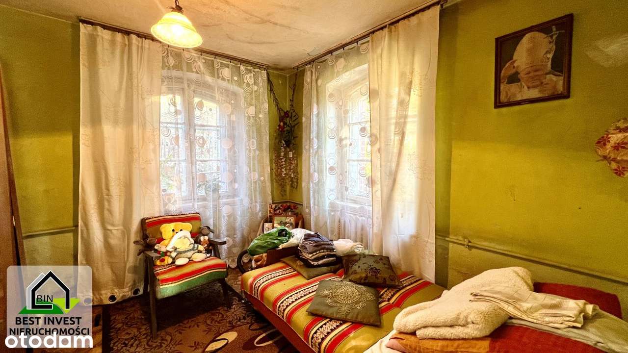 Poniemiecki dom z cegły z wielkimi możliwościami-12