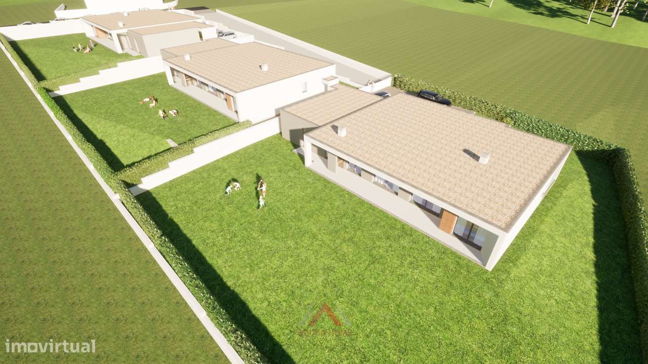 Moradia T4 com 3 Suites + Jardim-11