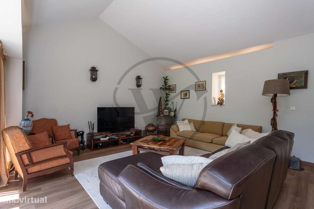 Prédio Misto Remodelado – Centro Histórico de São Pedro de Sintra-17