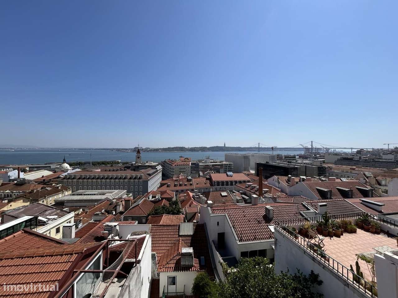 Apartamento T2 com vista, Chiado, Lisboa - Grande imagem: 4/37