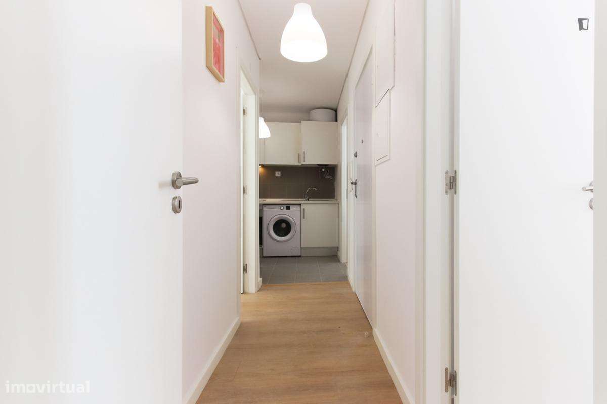 Quarto - localizado em Alameda Lisbon - Grande imagem: 2/8