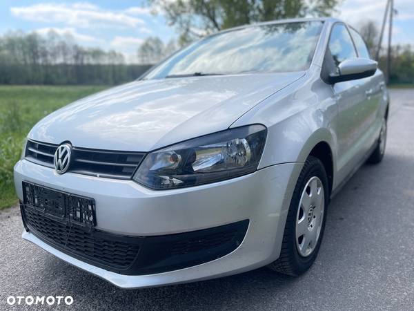 Volkswagen Polo - 2