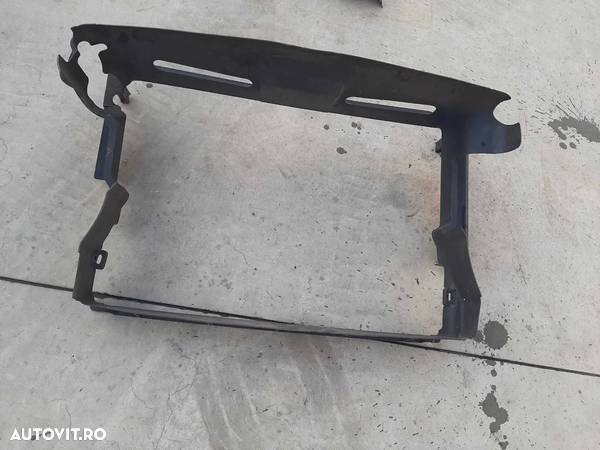 deflector aer capota  fiat bravo 2 1.9 d  multijet 120 cp dupa 2006 51756794 - 2