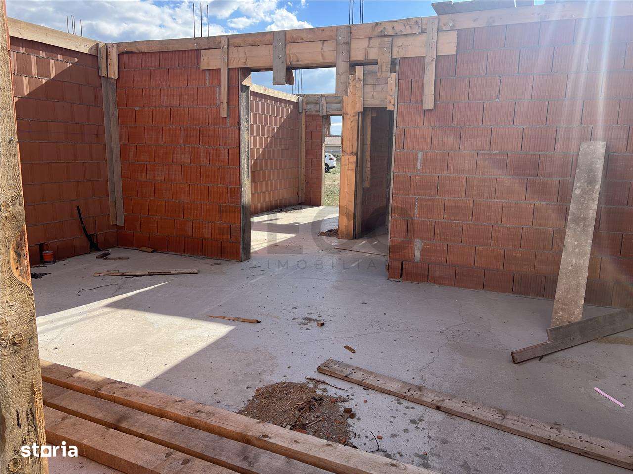 RECO 5 camere casa în Santandrei - Imagine principală: 4/11