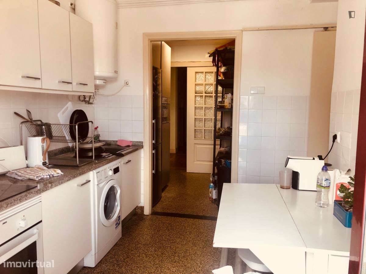 Quarto - localizado em Cedofeita Porto - Grande imagem: 5/10