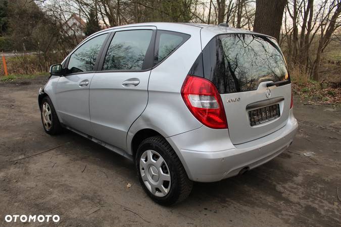 Mercedes-Benz Klasa A 150 BlueEfficiency - 2