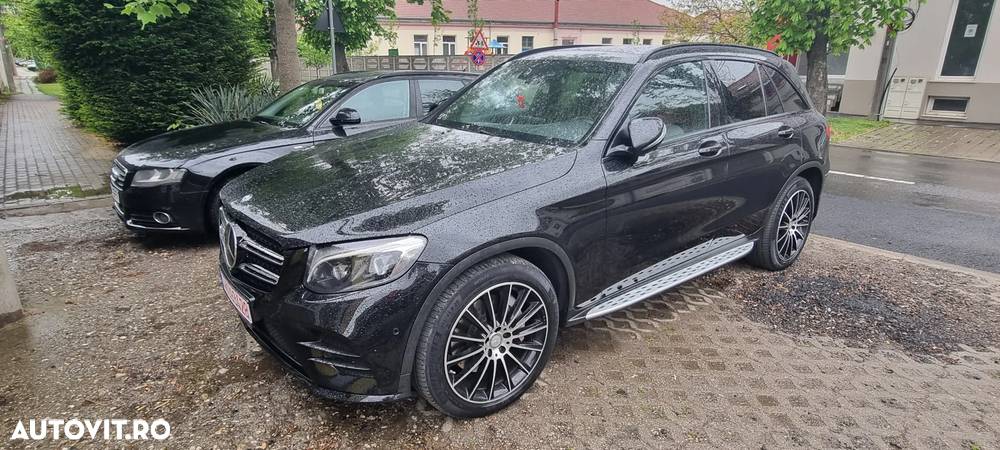 Mercedes-Benz GLC 250 d 4Matic 9G-TRONIC AMG Line - 11