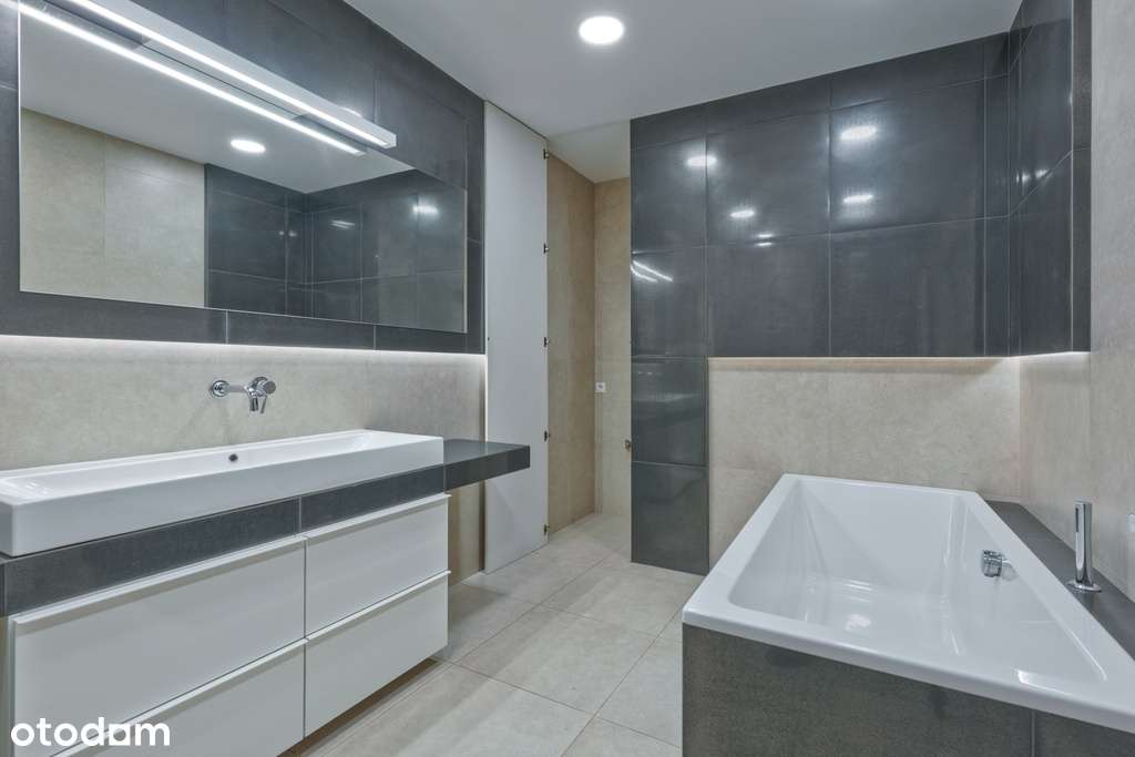 Przestronny apartament + Duży Ogród + 2 łazienki !-9
