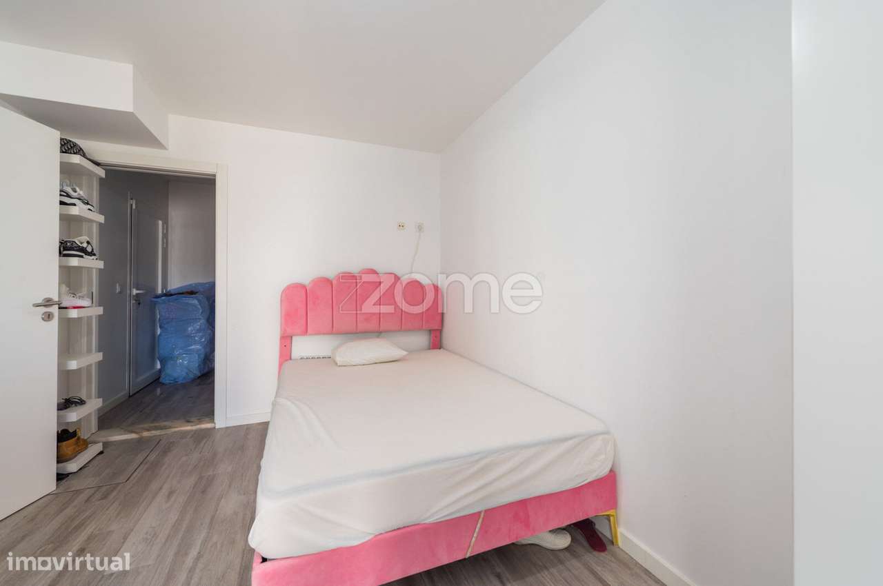 Moradia Térrea T3+1 com Piscina-47