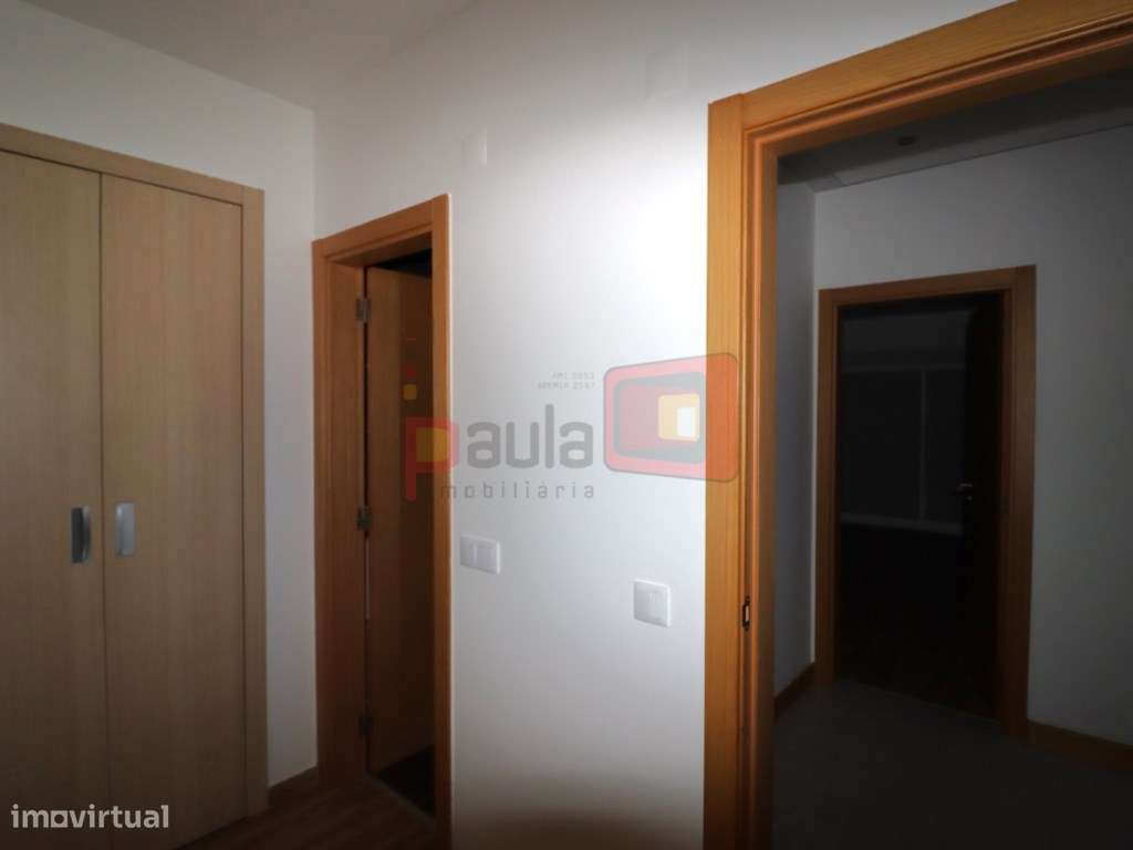 APARTAMENTO T3 COM PARQUEAMENTO - PEGÕES GARE-14