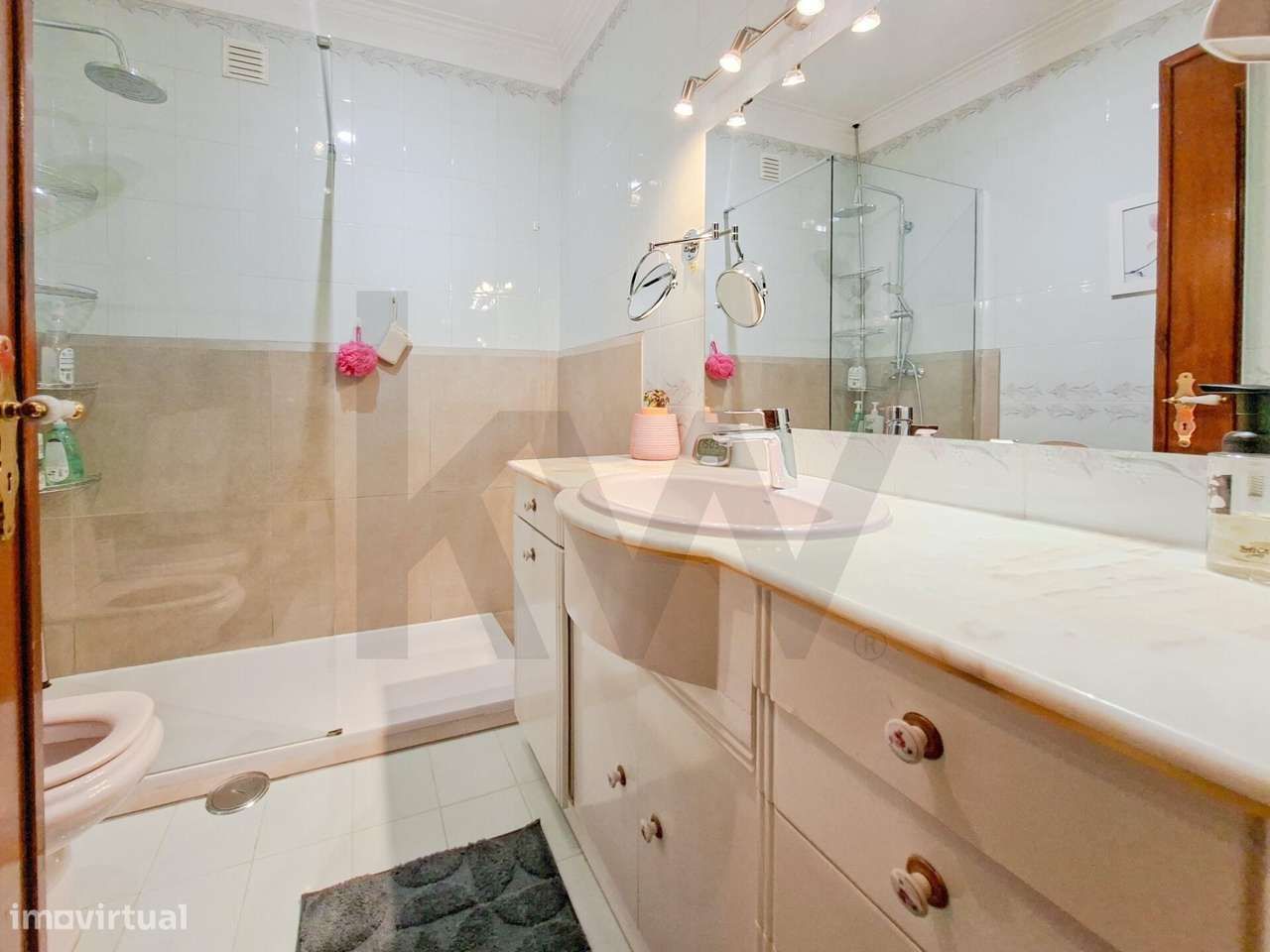 Exclusiva Penthouse T2+1 com Vista Mar | Bº Assunção/Cascais-10