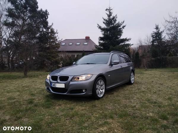 BMW Seria 3 318d - 1