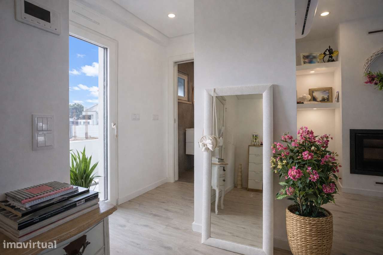 Moradia T4 Semi-Nova-22