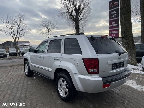 Jeep Grand Cherokee - 4