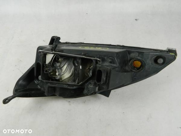 Lampa prawa prawy przód przednia Ford Focus Mk1 - 3