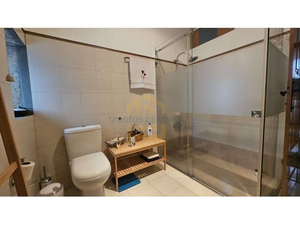 Moradia Rústica em Pedra T4 com Terreno - Póvoa de Varzim-15