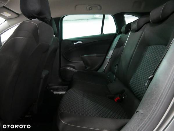 Opel Astra - 40