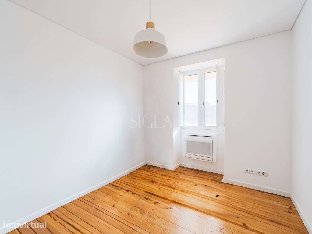 Moradia com Terreno em Cortegaça-23