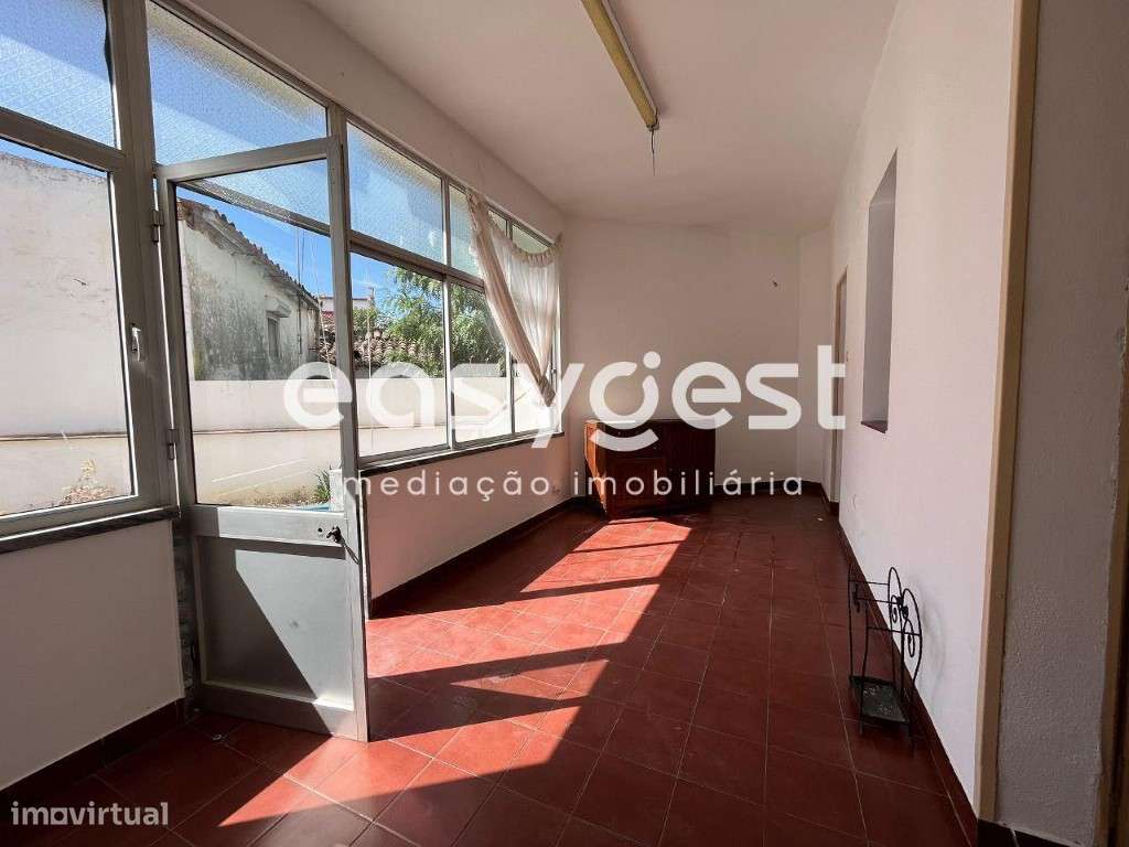 Moradia com 4 quartos e Logradouro localizada na vila de Vidigueira - Grande imagem: 4/18