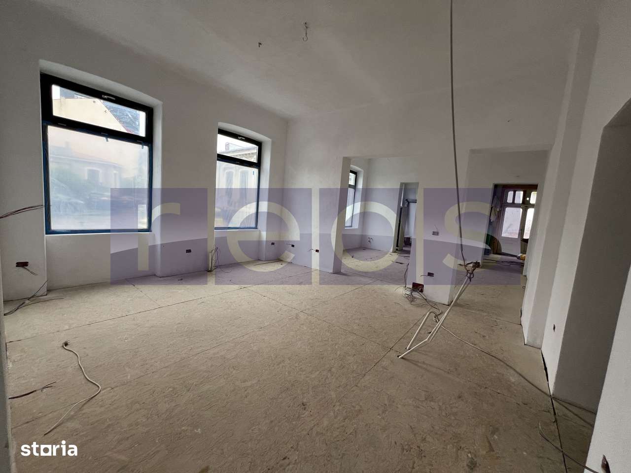 IMOBIL MIXT | ROSETTI | 500 MP | RENOVAT | 2 CORPURI + SUBSOL + CURTI - Imagine principală: 3/12