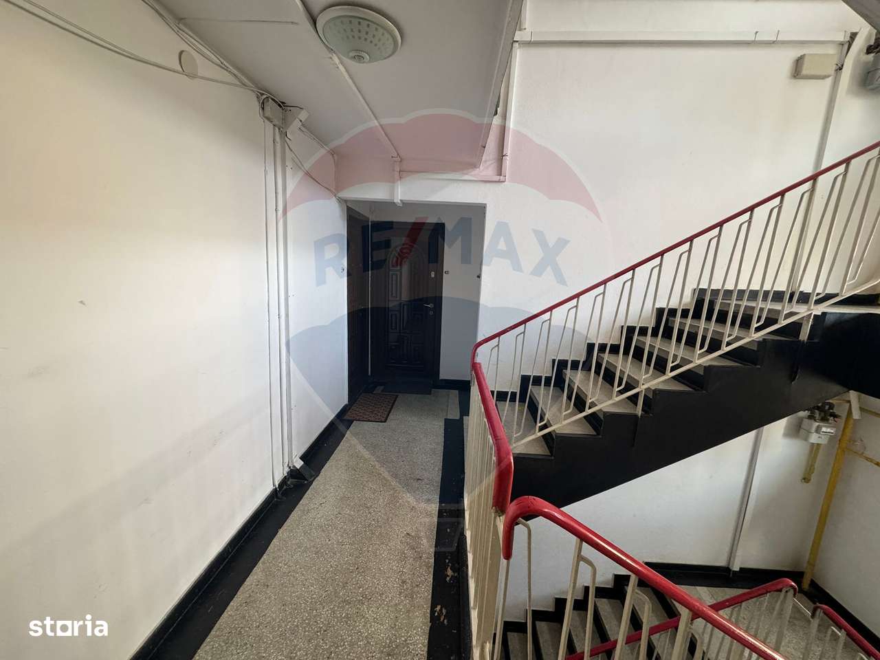 Apartament de vanzare cu 2 camere în zona Cornisa Bistritei-10