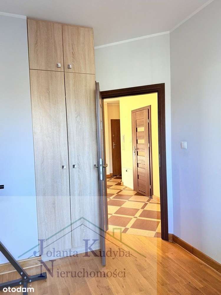 Celulozy * kominek* balkon* 2 miejsca*-10