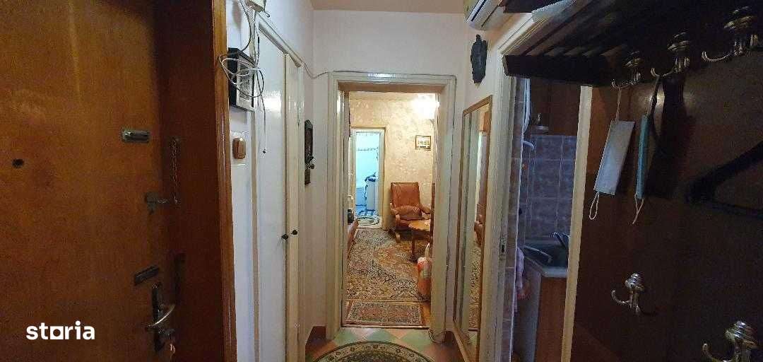 ap cu 3 camere in zona Dacia-1