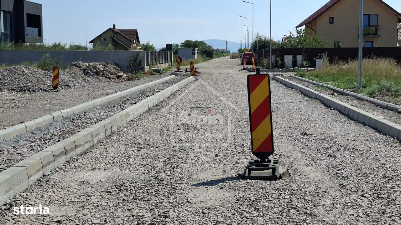 Terenuri Intravilane  Harman - Imagine principală: 5/19