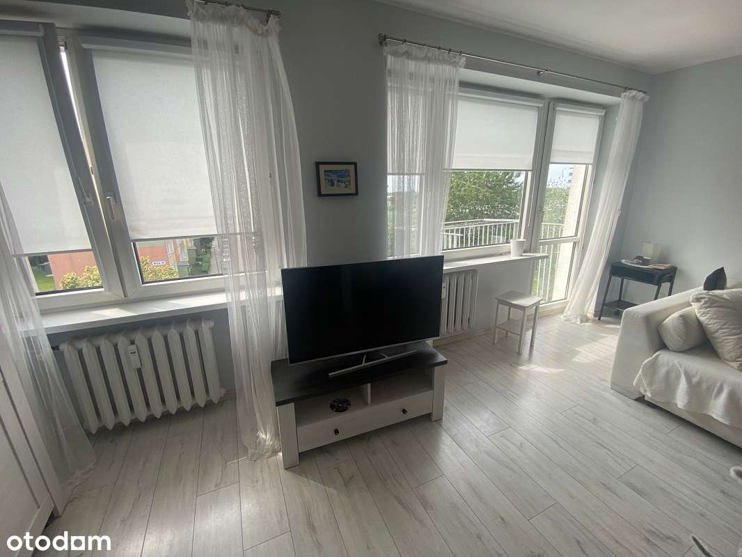 Mieszkanie o pow. 48.03m2, balkon, umeblowane, IV piętro, Os. Widok-4