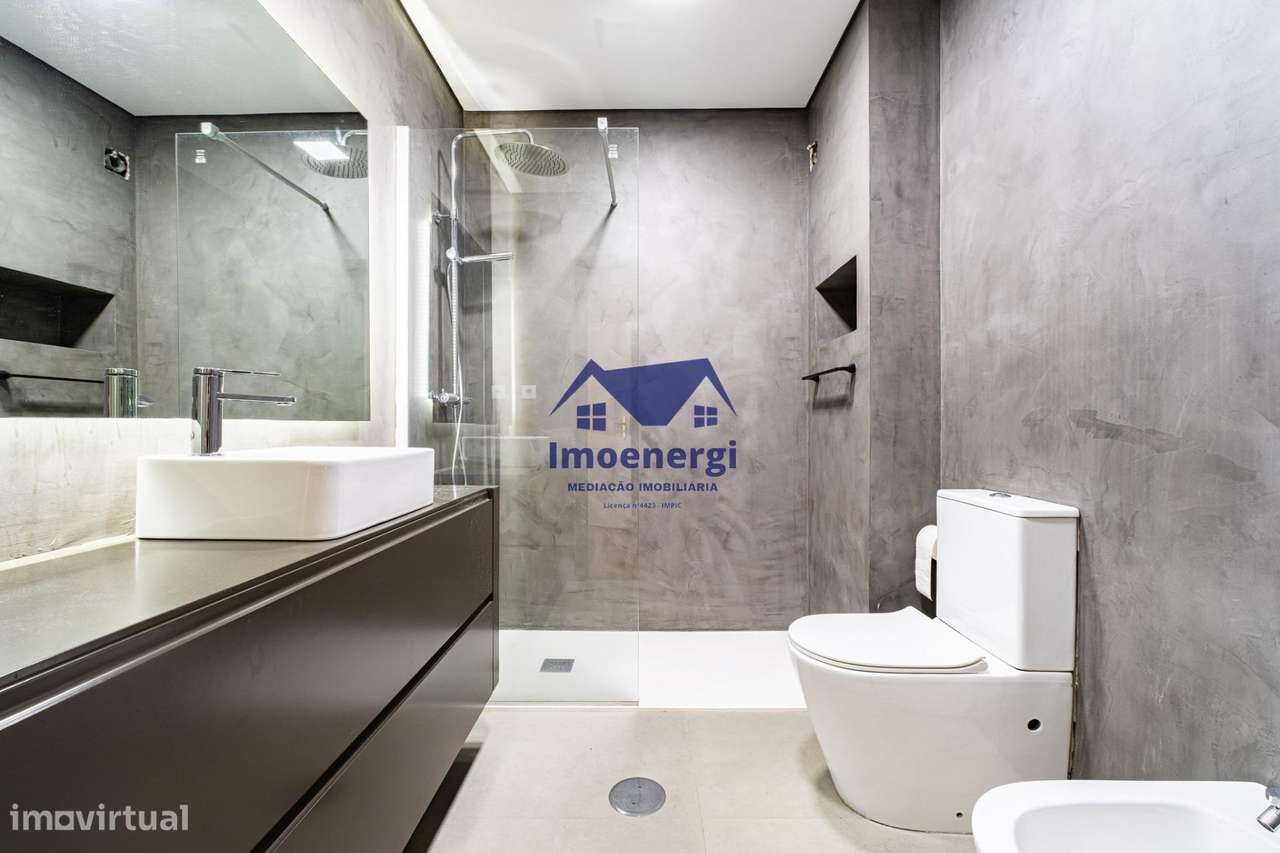 Excelente Apartamento T3+1 Duplex - Mindelo - Grande imagem: 4/26