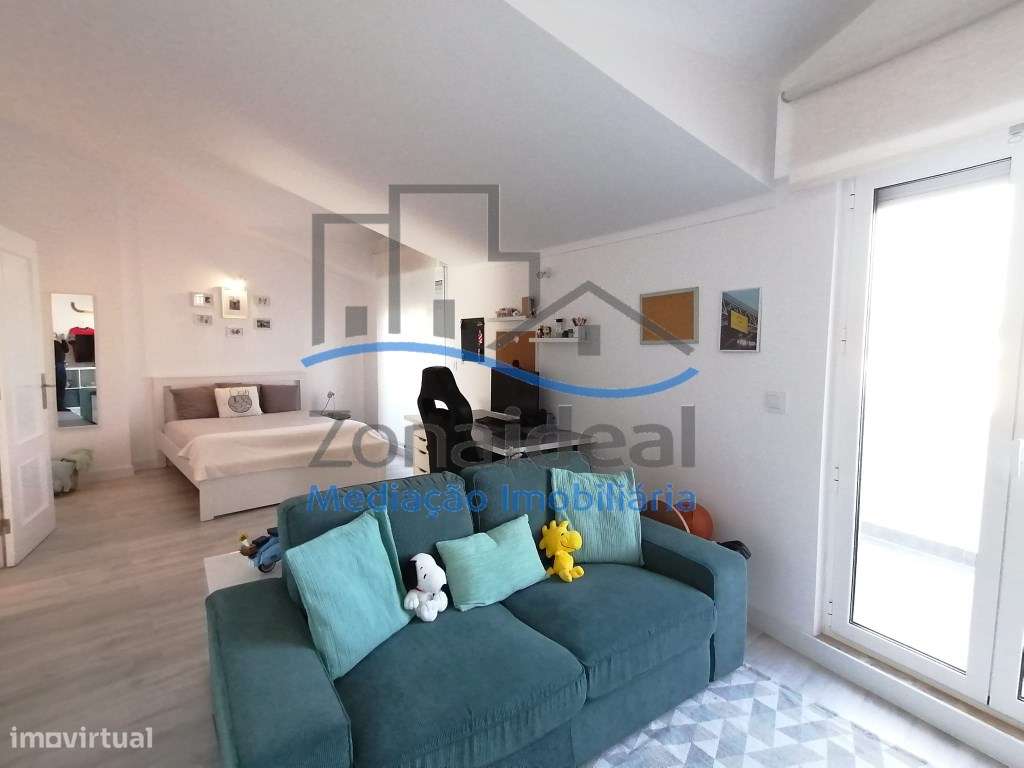 Apartamento T3 Duplex com parqueamento 2 carros - Alenquer-21