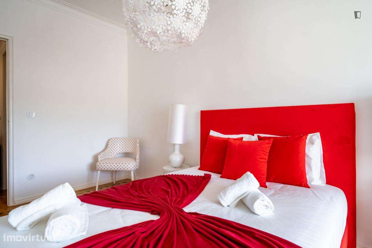 Apartamento com 2 quartos - localizado em Benfica Lisbon - Grande imagem: 3/31