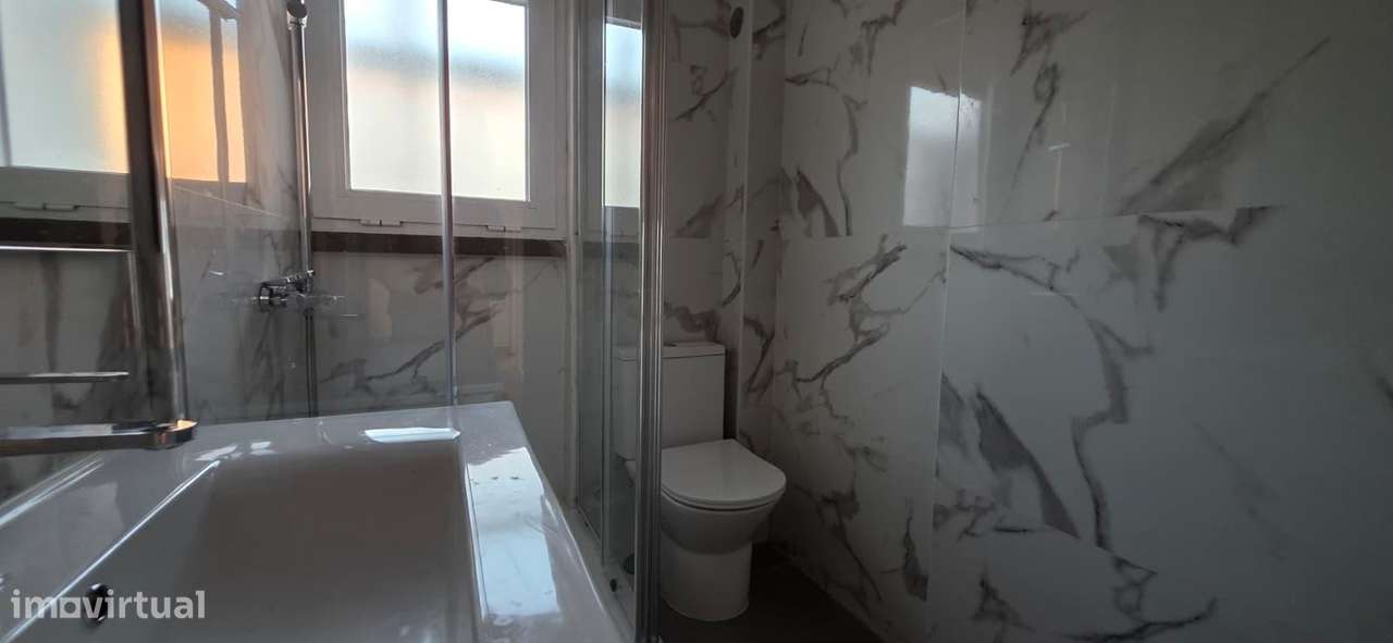 Apartamento T2 localizado em Queluz-5