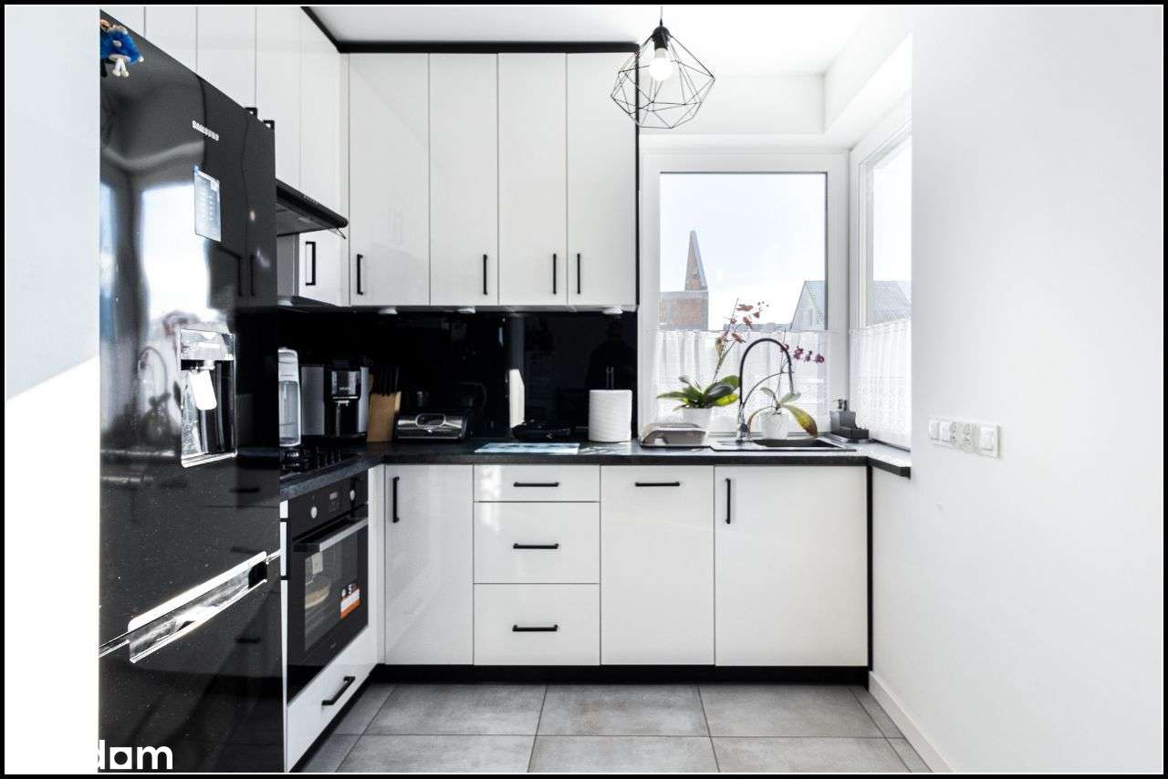 Kostrzyn – nowoczesny dom z przestrzenią-13