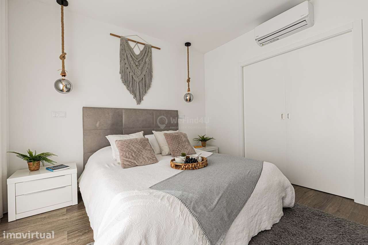 Moradia Térrea T3 c/piscina, lote de 474m² - Única na Caparica-24