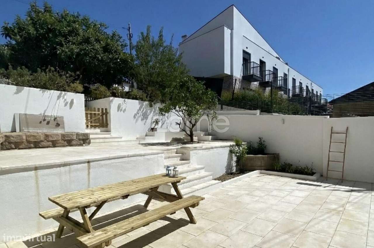 T2 como novo com terraço na Rebelva - Grande imagem: 2/6