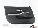 Forra da Porta em Pele Esquerdo/Frente Seminovo/ Original BMW 3 (G20)/BMW 3 Tour... - 1