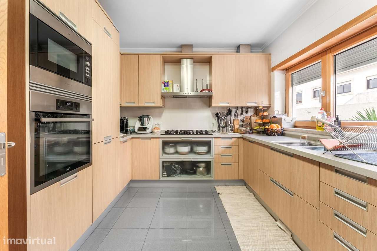 Moradia T5 com piscina, Cascais - Grande imagem: 5/17